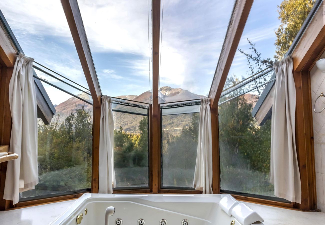 Casa en Villa La Angostura - Ciprés | Casa con Vista a la Montaña