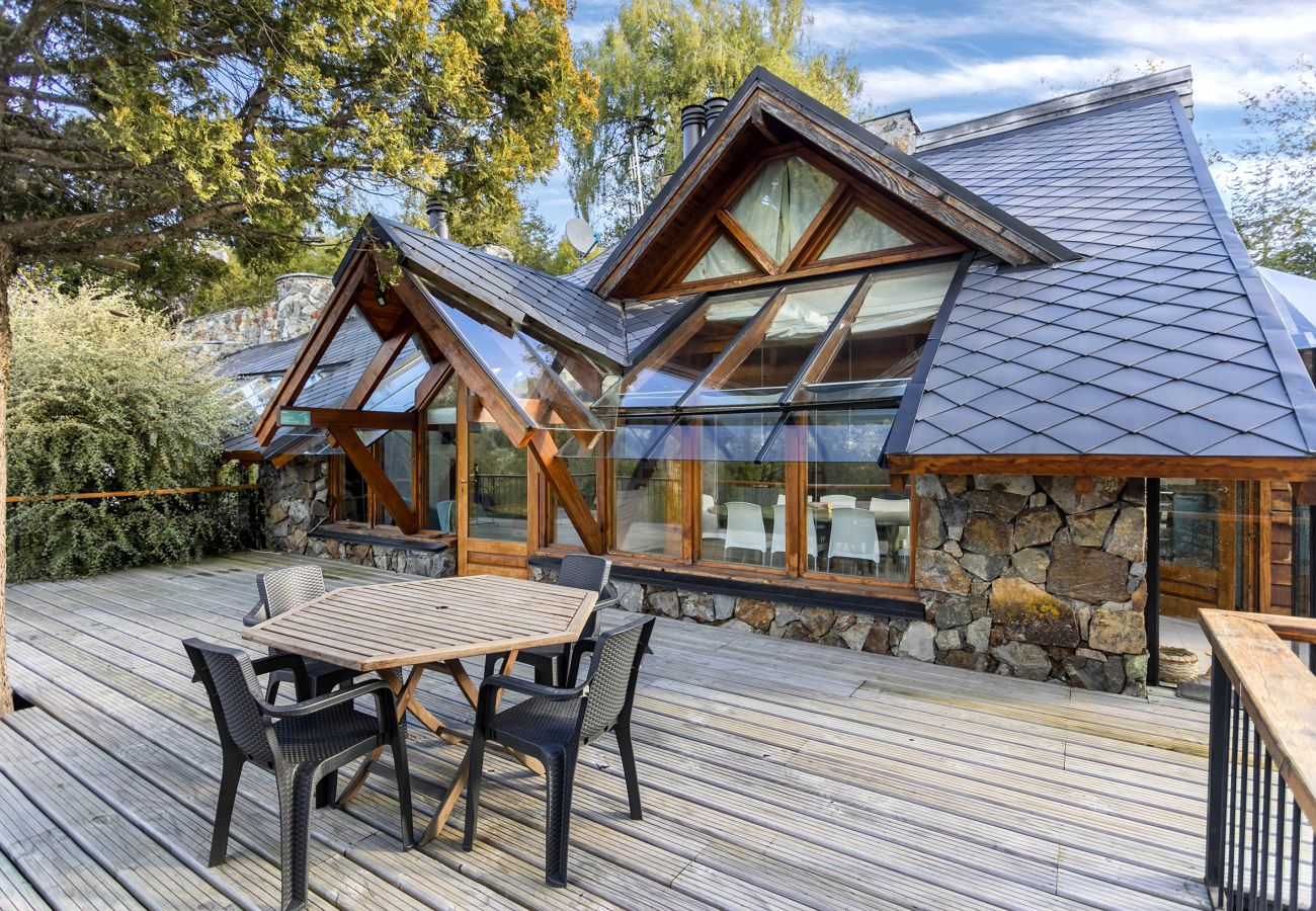 Casa en Villa La Angostura - Ciprés | Casa con Vista a la Montaña