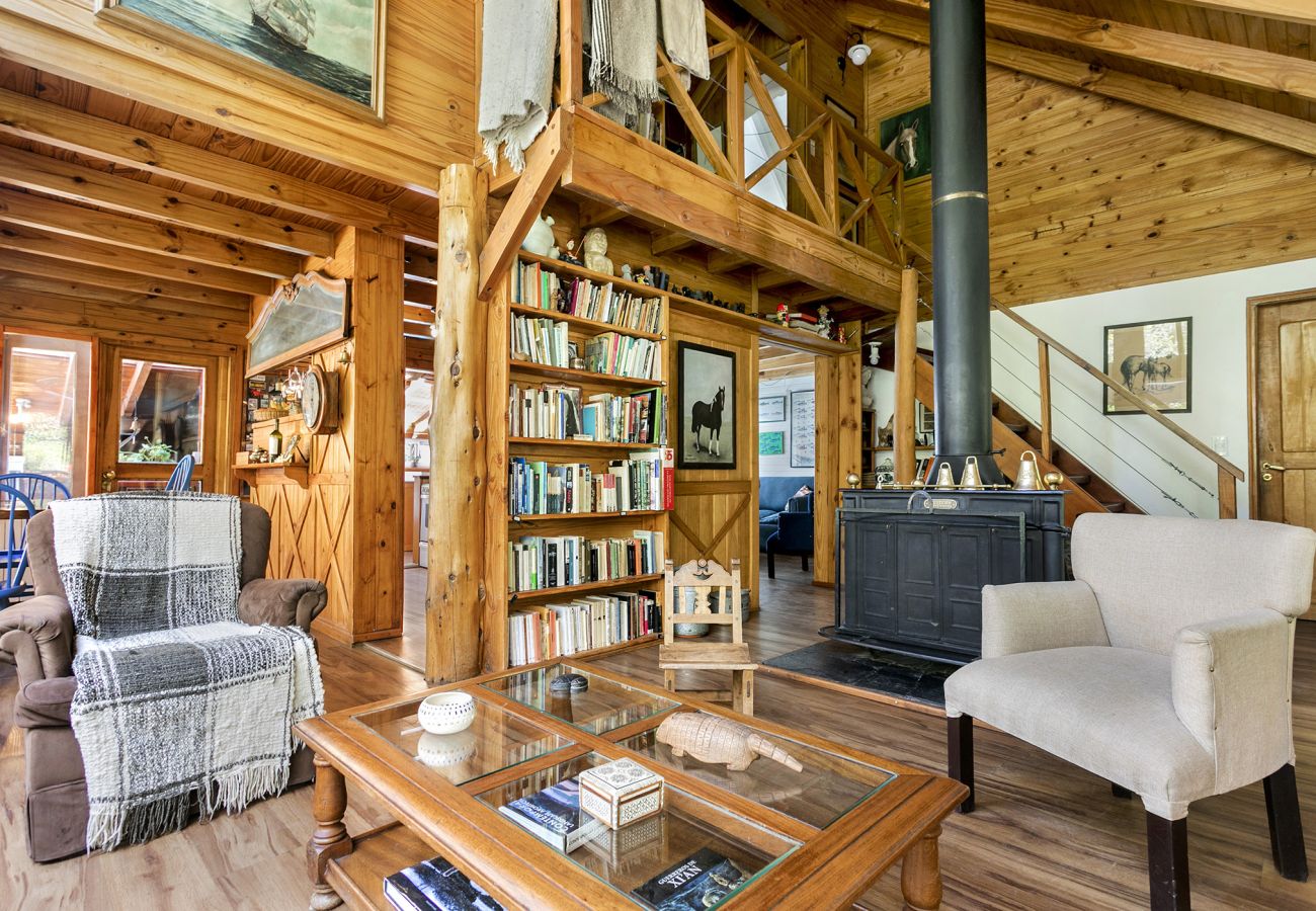 Casa en Villa La Angostura - Costa de Río | Casa con Pileta y Parque