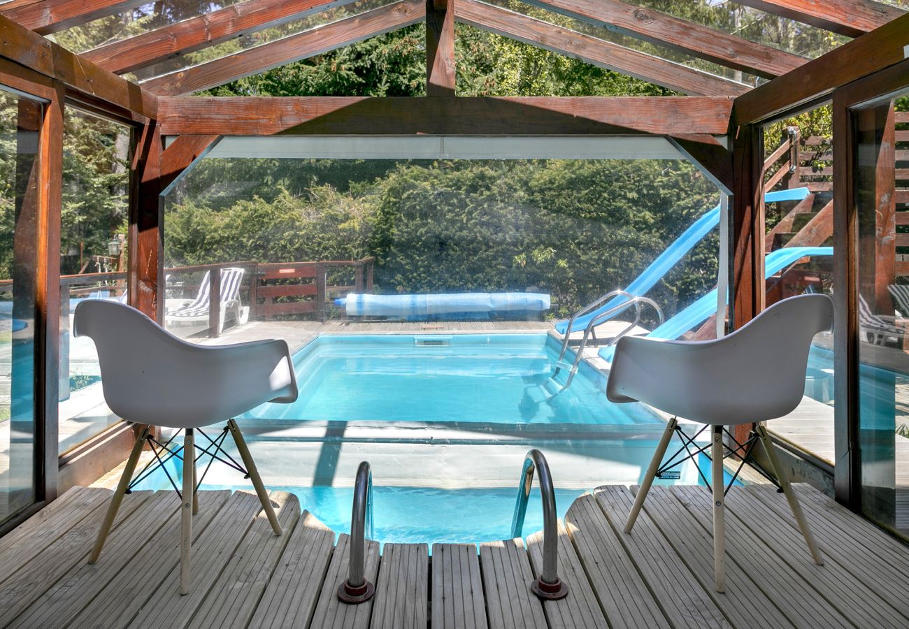 Casa en Villa La Angostura - Costa de Río | Casa con Pileta y Parque