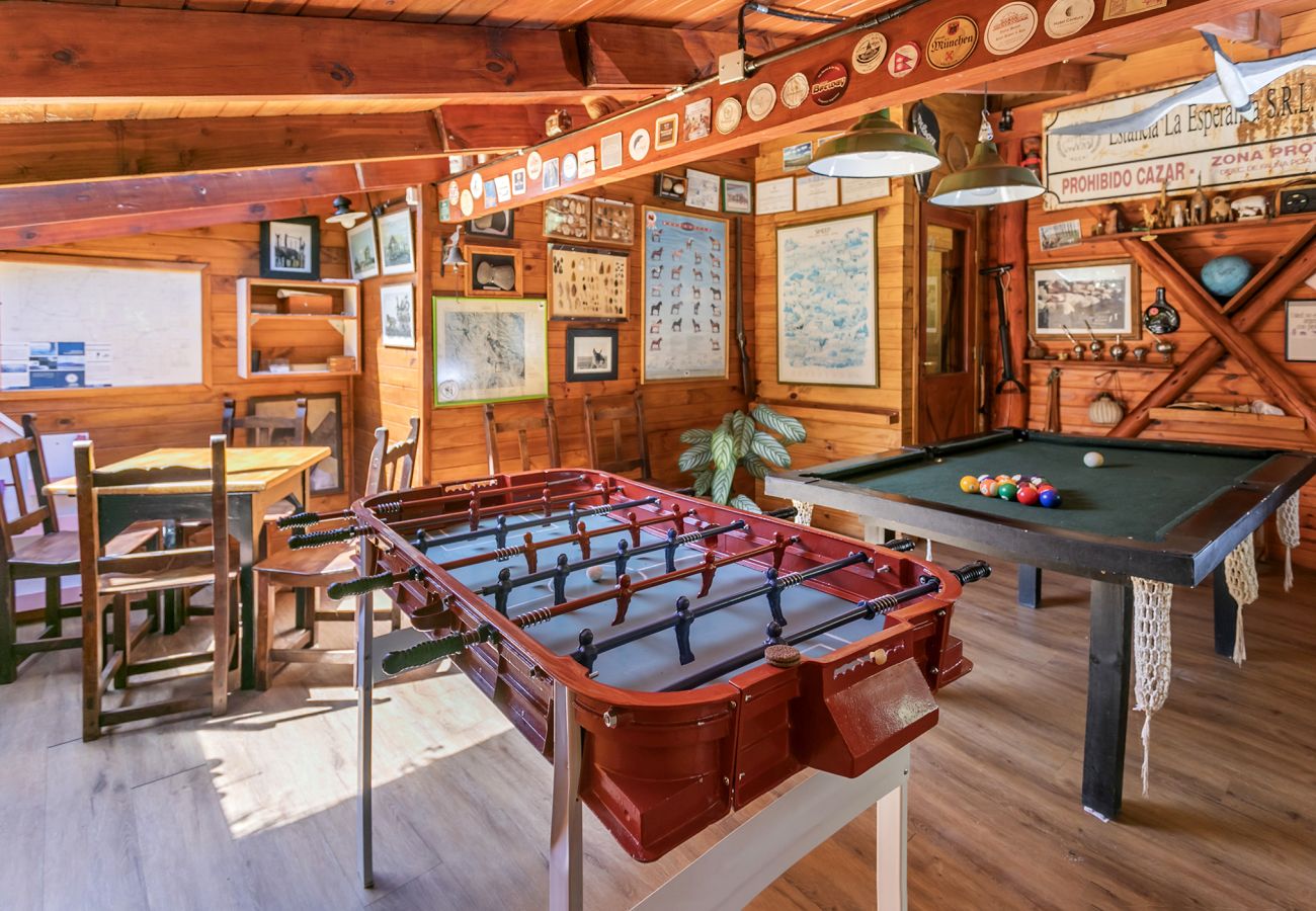 Casa en Villa La Angostura - Costa de Río | Casa con Pileta y Parque