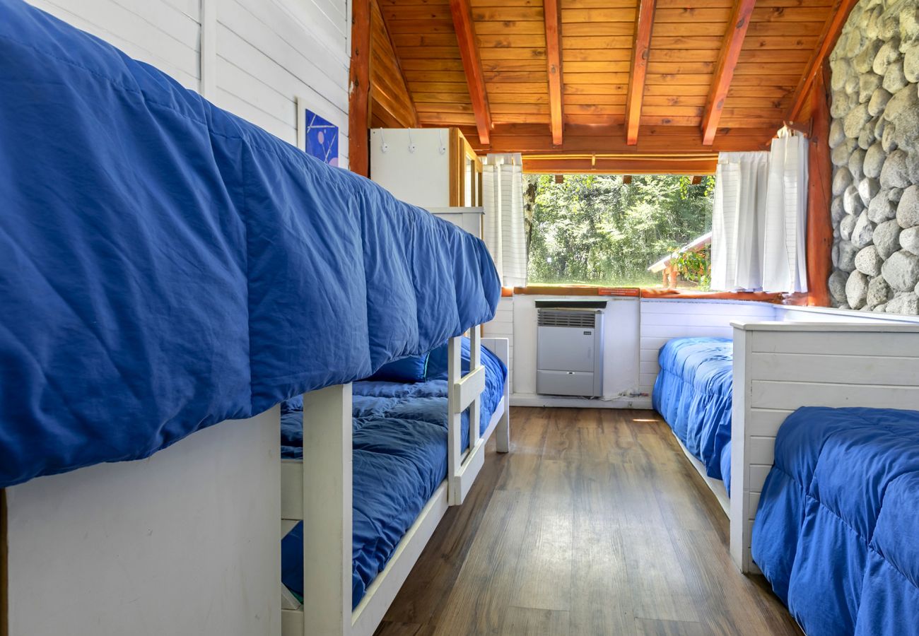 Casa en Villa La Angostura - Costa de Río | Casa con Pileta y Parque