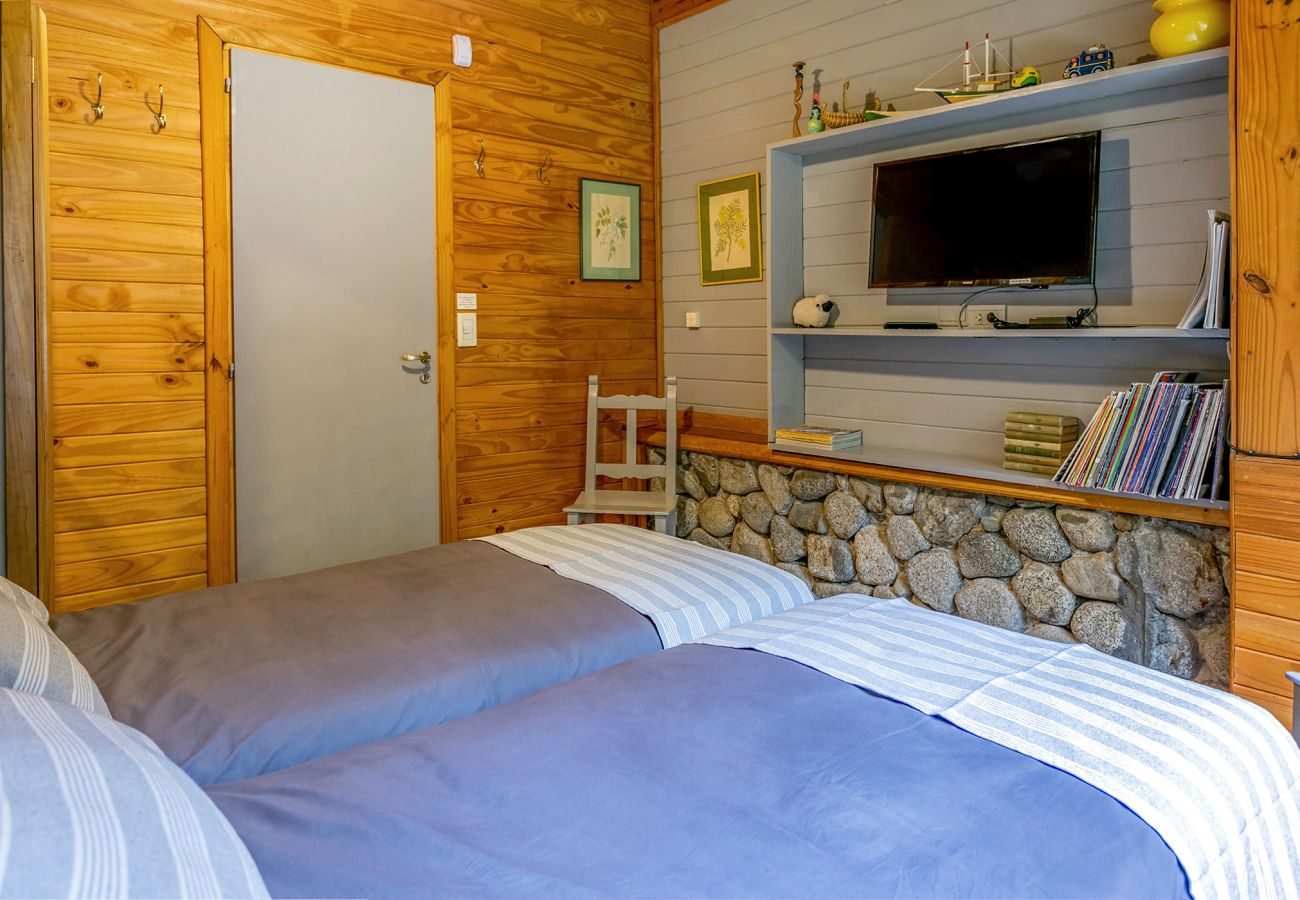 Casa en Villa La Angostura - Costa de Río | Casa con Pileta y Parque