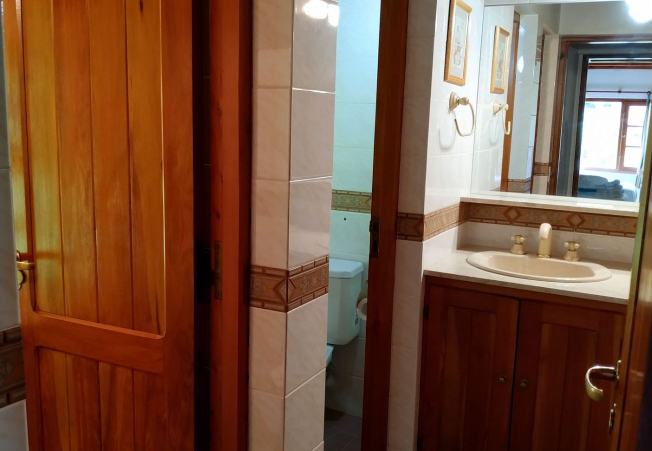 Baño completo BOG Pichi Ruca Villa La Angostura