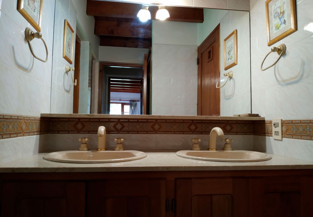 Detalles del baño BOG Pichi Ruca Villa La Angostura