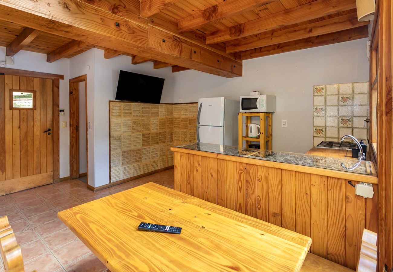 Cabaña en Villa La Angostura - Le Pommier 1 | Cabañas frente al Lago y con Pileta Climatizada