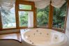 Cabaña en Villa La Angostura - Le Pommier 1 | Cabañas frente al Lago y con Pileta Climatizada Cabaña en Villa La Angostura - Le Pommier 1 | Cabañas frente al Lago y con Pileta Climatizada