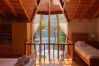 Cabaña en Villa La Angostura - Le Pommier 2 | Cabañas frente al Lago y con Pileta Climatizada Cabaña en Villa La Angostura - Le Pommier 2 | Cabañas frente al Lago y con Pileta Climatizada