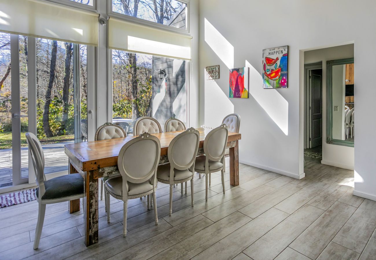 Casa en Villa La Angostura - BOG Nórdica 3 - Casa con vista a la montaña