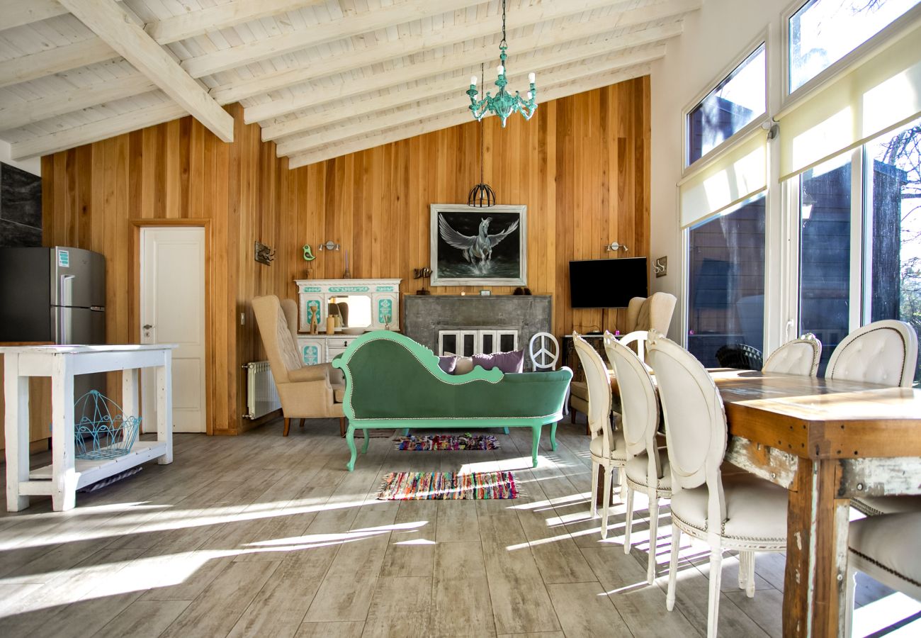 Casa en Villa La Angostura - BOG Nórdica 3 - Casa con vista a la montaña