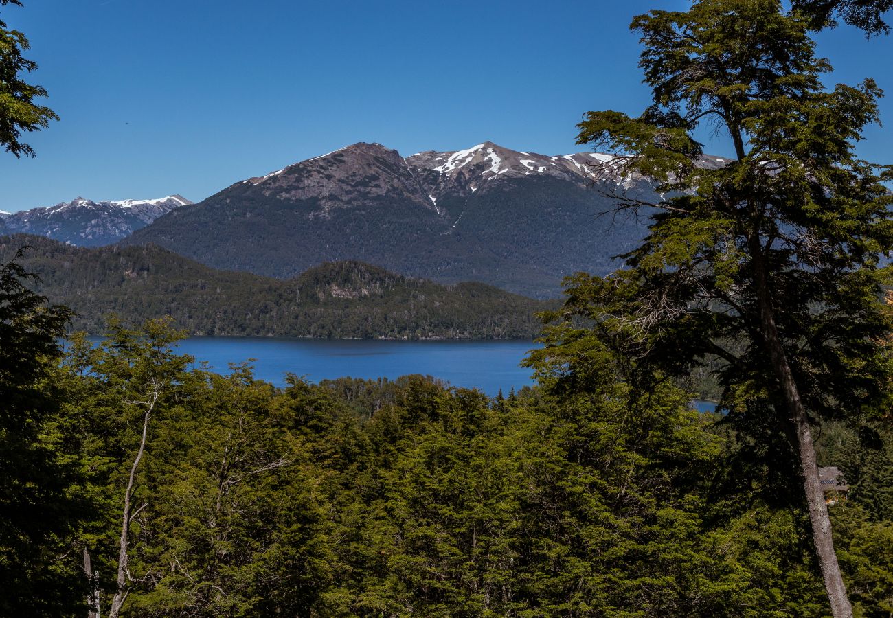 Casa en Villa La Angostura - Casa V - vista al lago y al bosque 