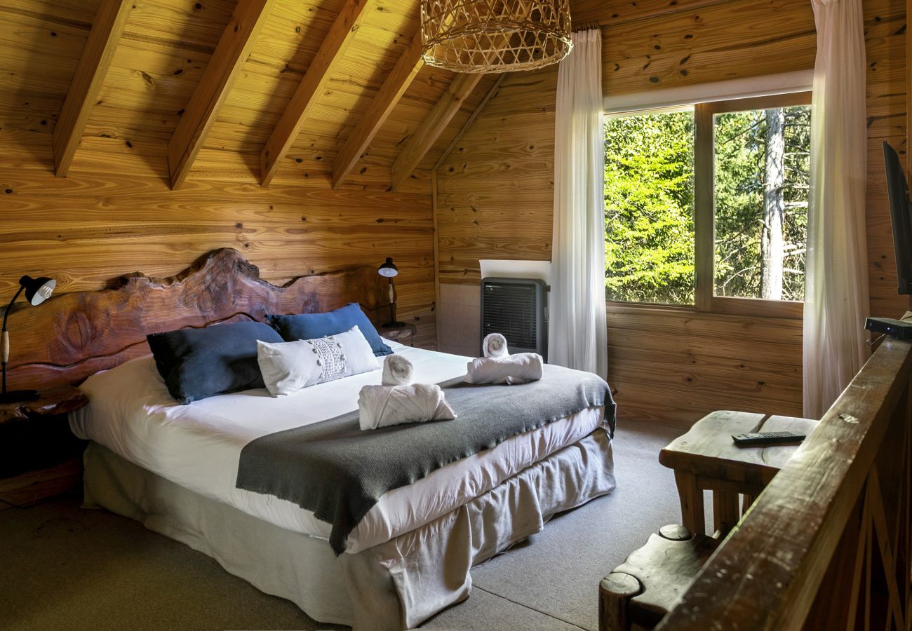 Cabaña en Villa La Angostura - Torres del Bayo 4 | Cabaña para Parejas