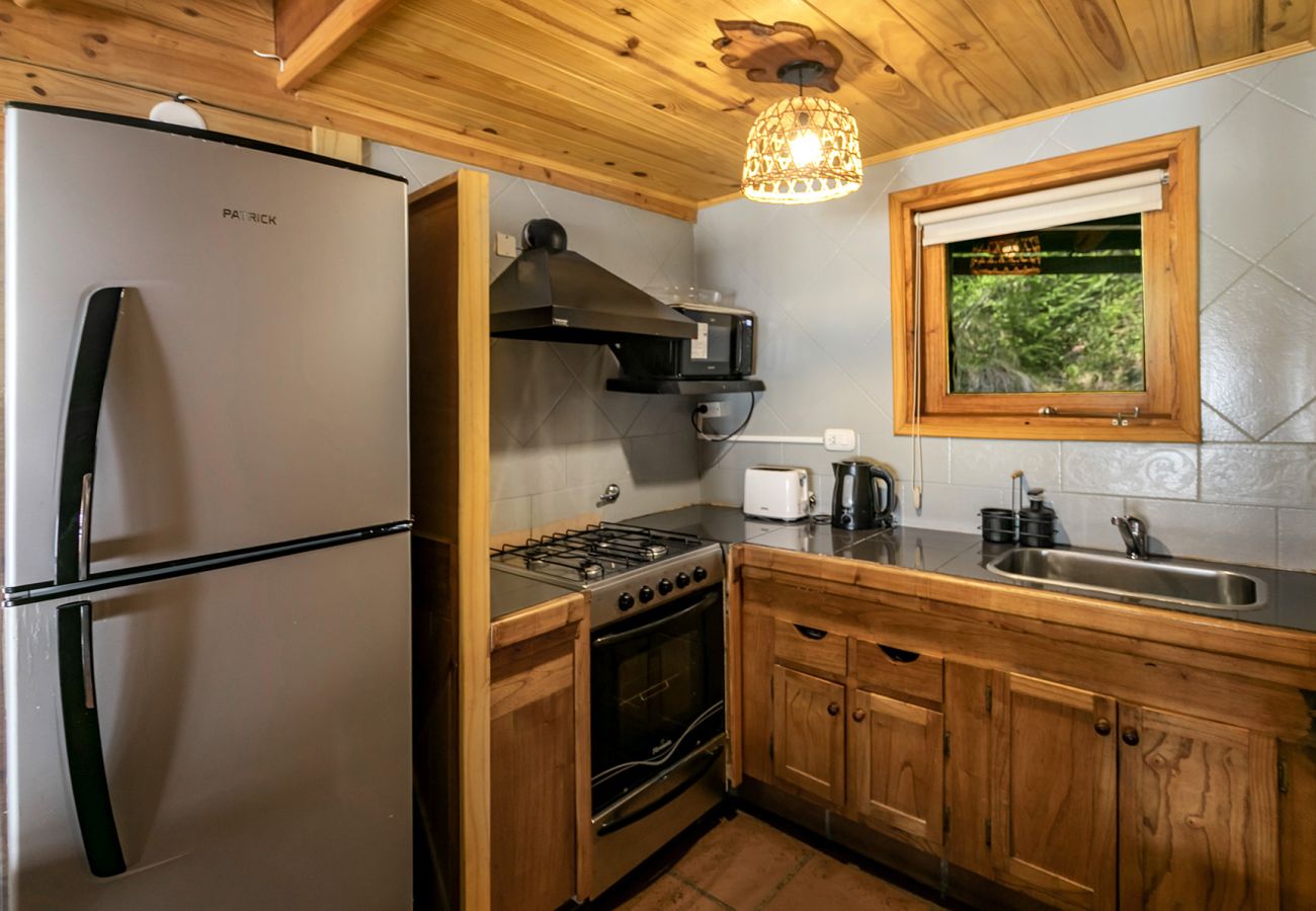 Bungalow en Villa La Angostura - Torres del Bayo 6 | Cabaña Rústica Equipada