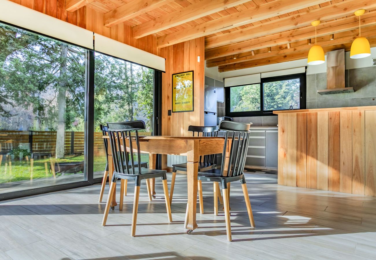 Casa en Villa La Angostura - Cherry House | Casa Moderna en la Naturaleza