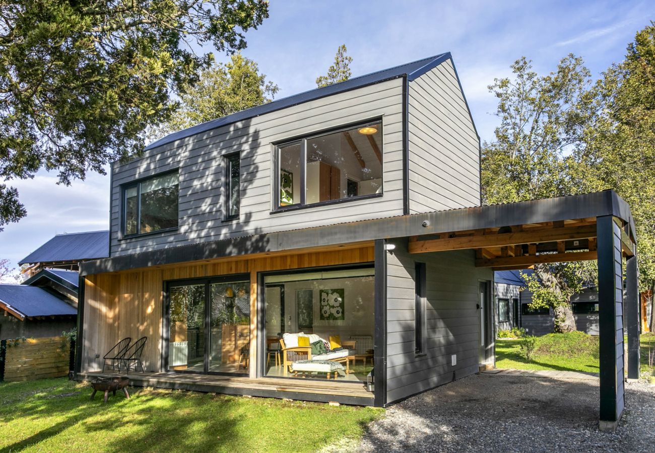 Casa en Villa La Angostura - Cherry House | Casa Moderna en la Naturaleza