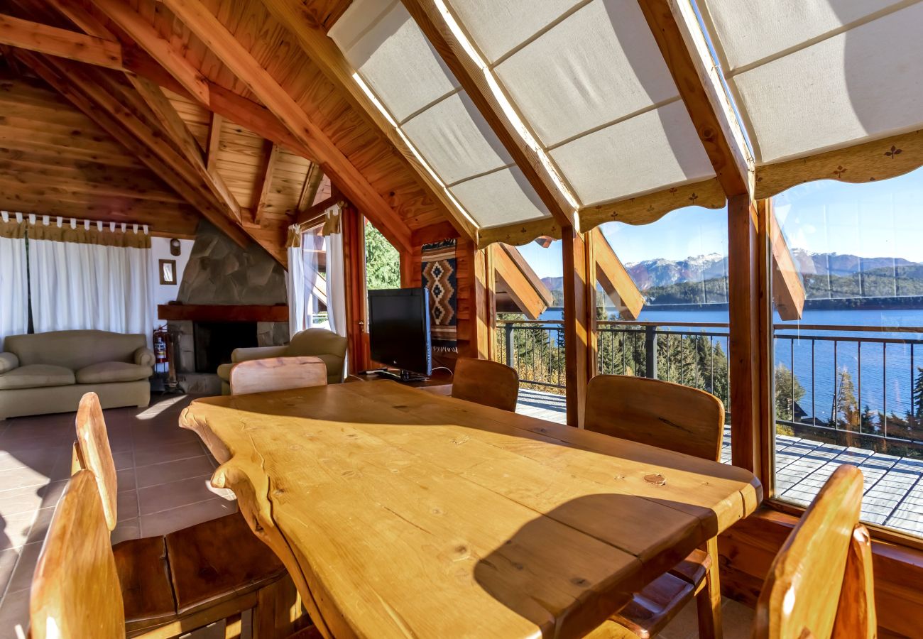 Cabaña en Villa La Angostura - Puesta del Sol 2 | Cabaña con vista al Lago