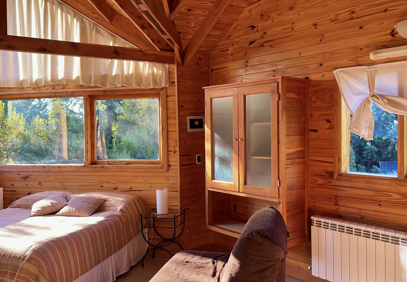 Cabaña en Villa La Angostura - Altos de Antilhue 5 | Apart Hotel con vistas a los cerros