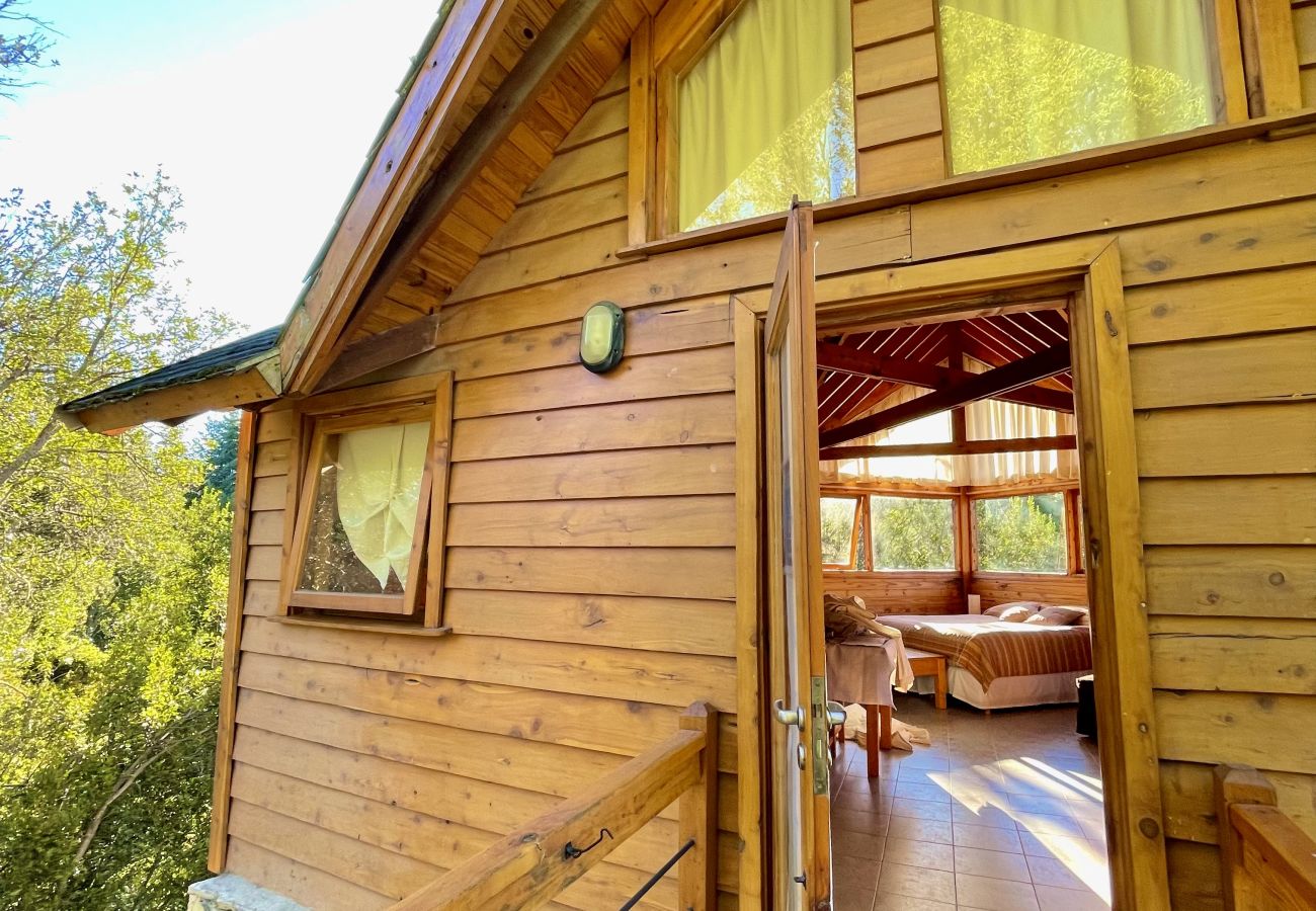 Cabaña en Villa La Angostura - Altos de Antilhue 5 | Apart Hotel con vistas a los cerros