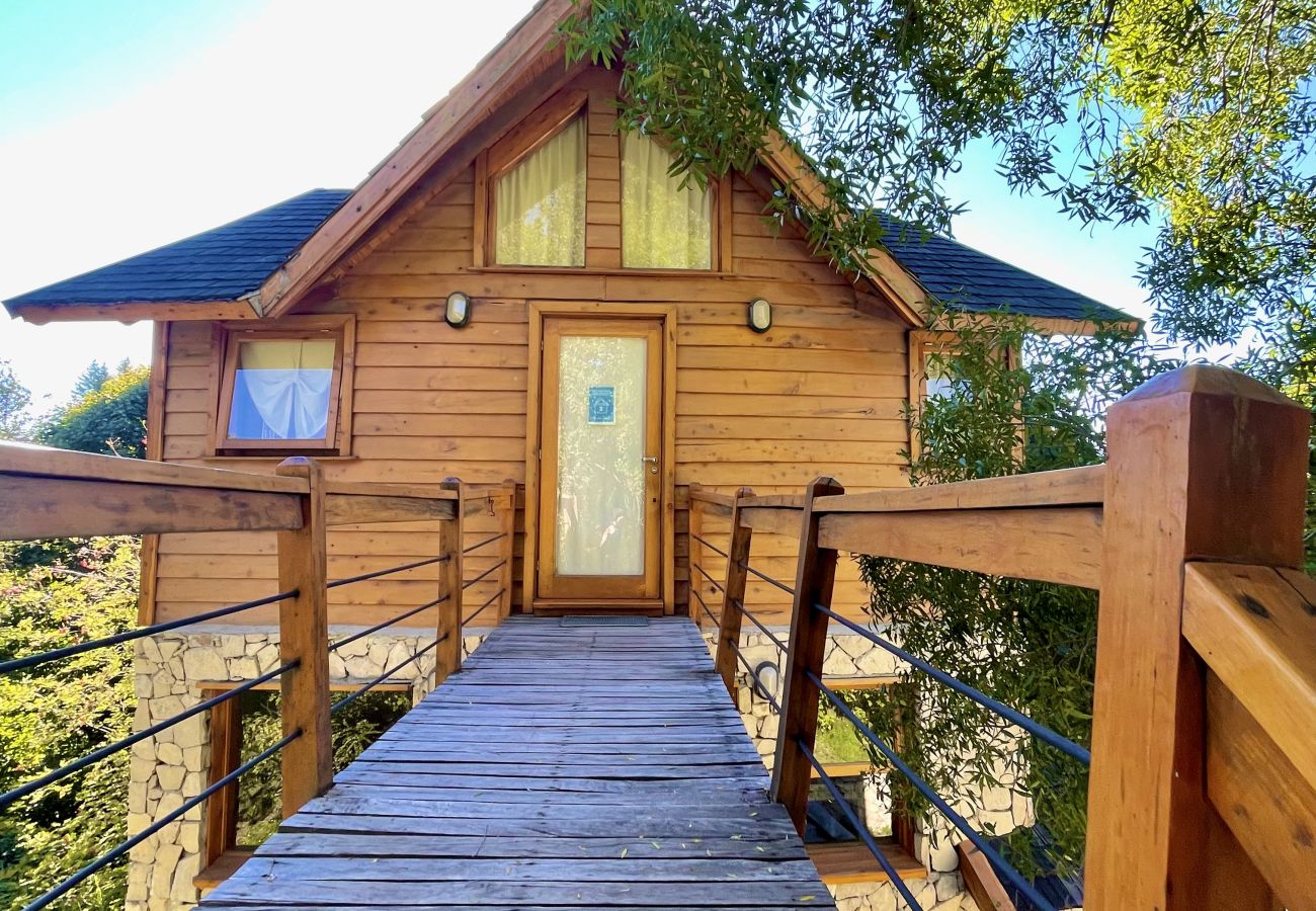 Cabaña en Villa La Angostura - Altos de Antilhue 5 | Apart Hotel con vistas a los cerros