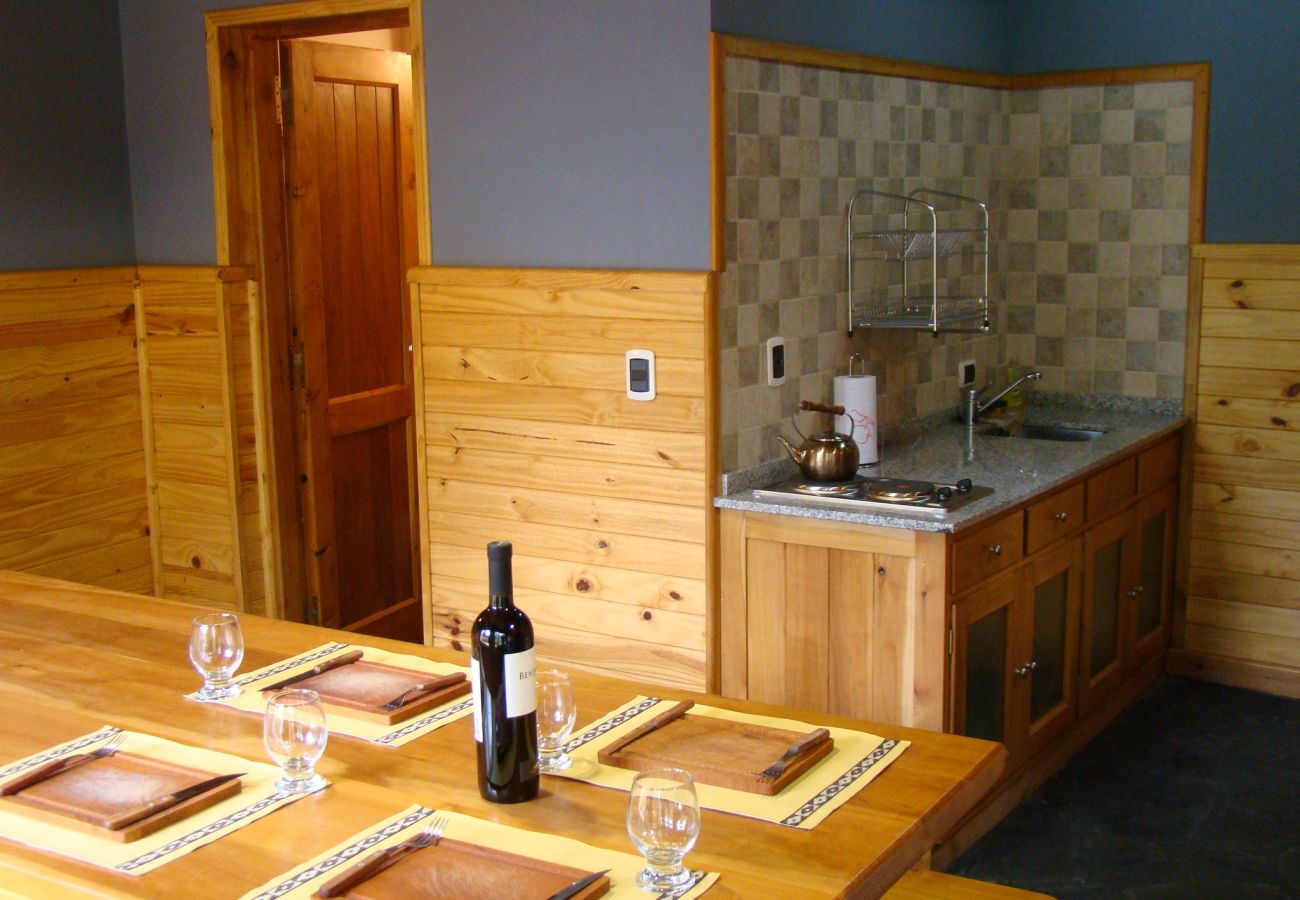 Cabaña en Villa La Angostura - Altos de Antilhue 5 | Apart Hotel con vistas a los cerros