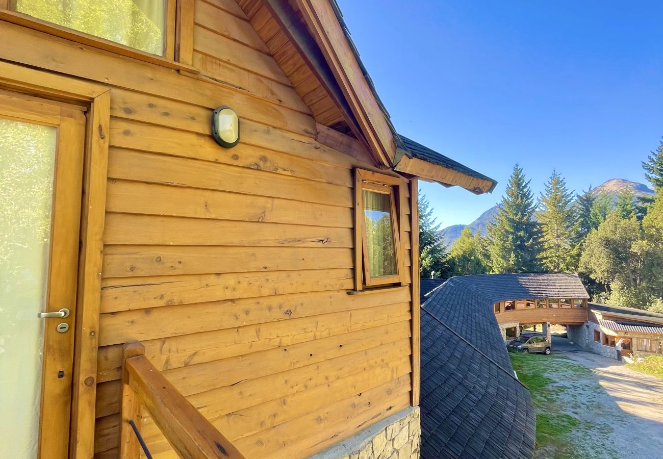 Cabaña en Villa La Angostura - Altos de Antilhue 6 | Apart Hotel con vistas a los cerros