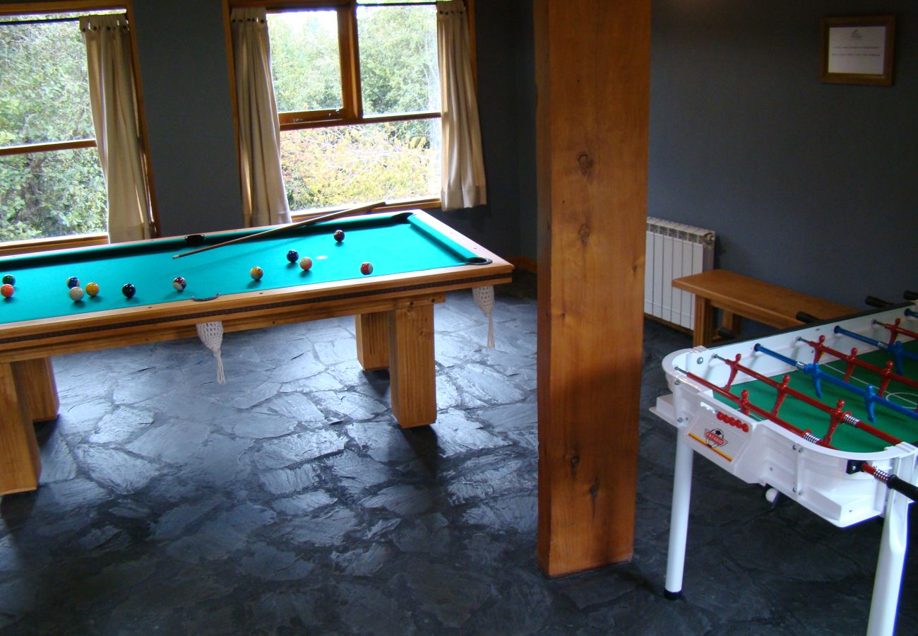 Cabaña en Villa La Angostura - Altos de Antilhue 1 | Apart Hotel con vistas a los cerros