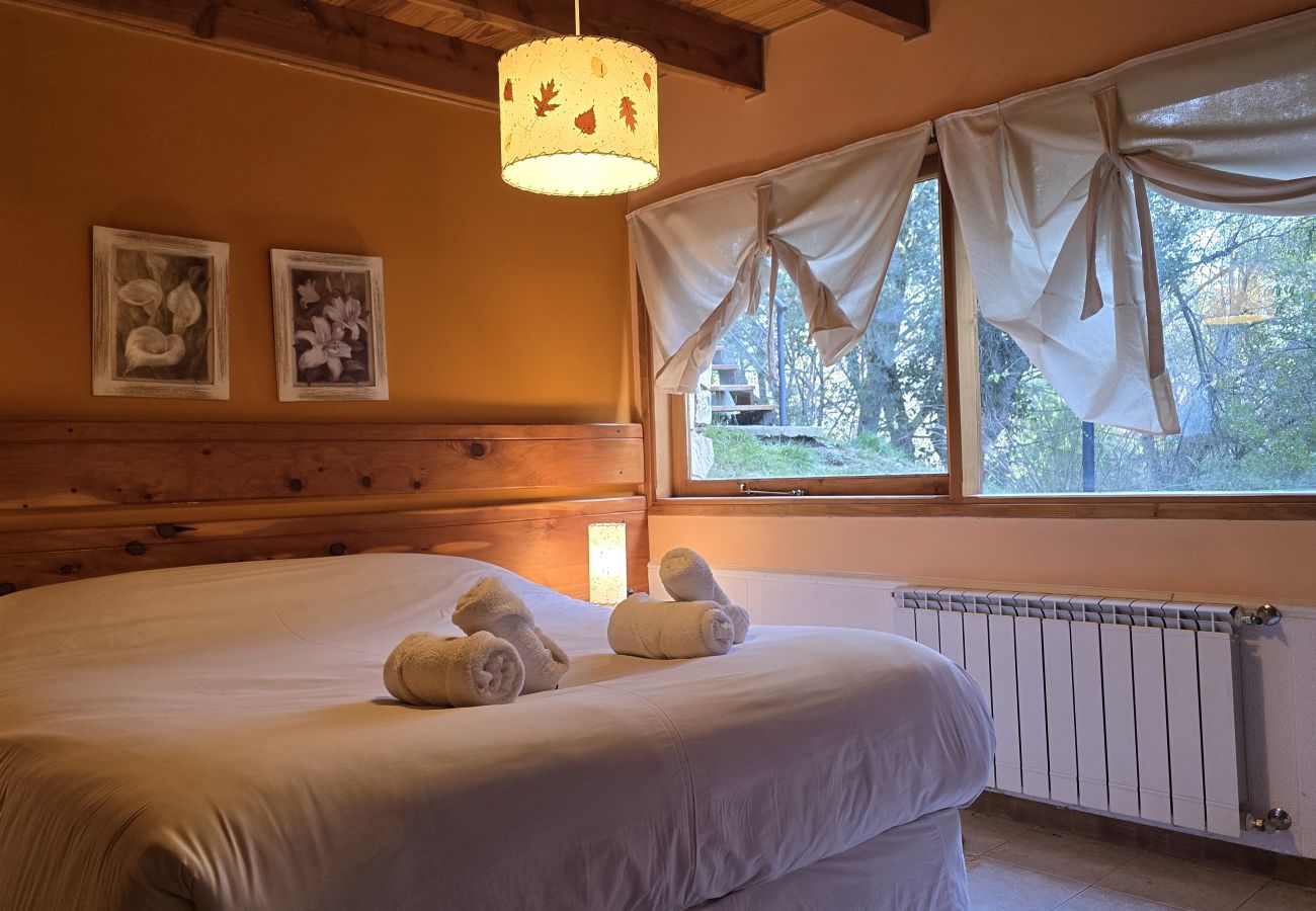 Cabaña en Villa La Angostura - Altos de Antilhue 2  | Apart Hotel con vistas a los cerros