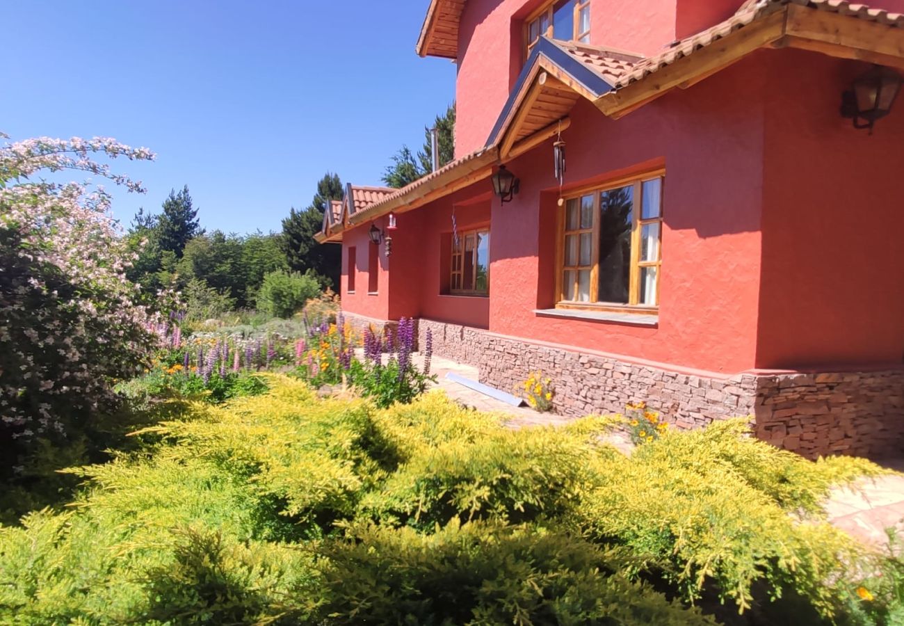 Chalet en San Carlos de Bariloche - BOG - Casona de Montaña en Bariloche