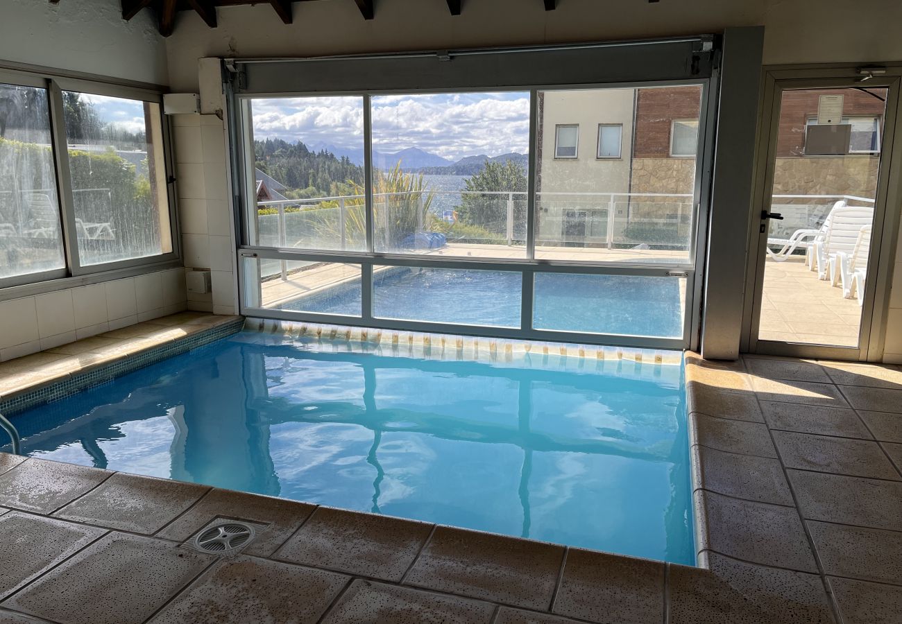 Apartamento en San Carlos de Bariloche - Quintaluna Frente al Lago | Pileta y Vista