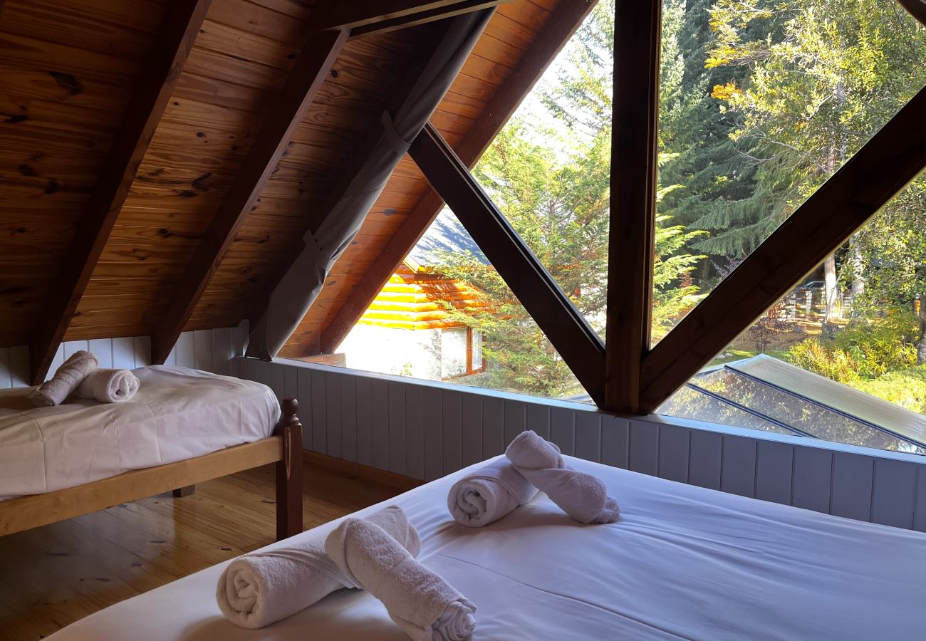 Cabaña en Villa La Angostura - Rumel 2 - Cabaña en el bosque 