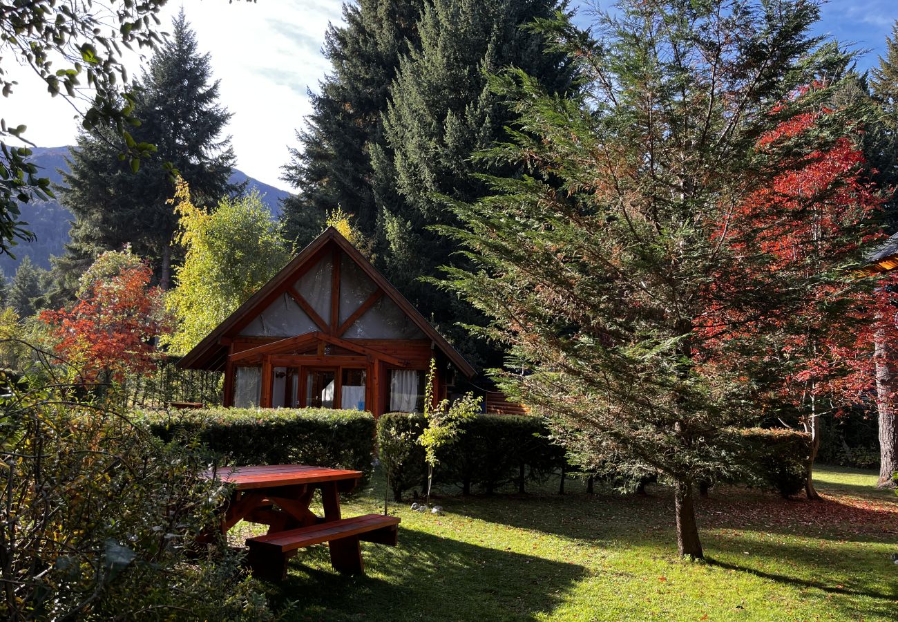 Cabaña en Villa La Angostura - Rumel 2 - Cabaña en el bosque 