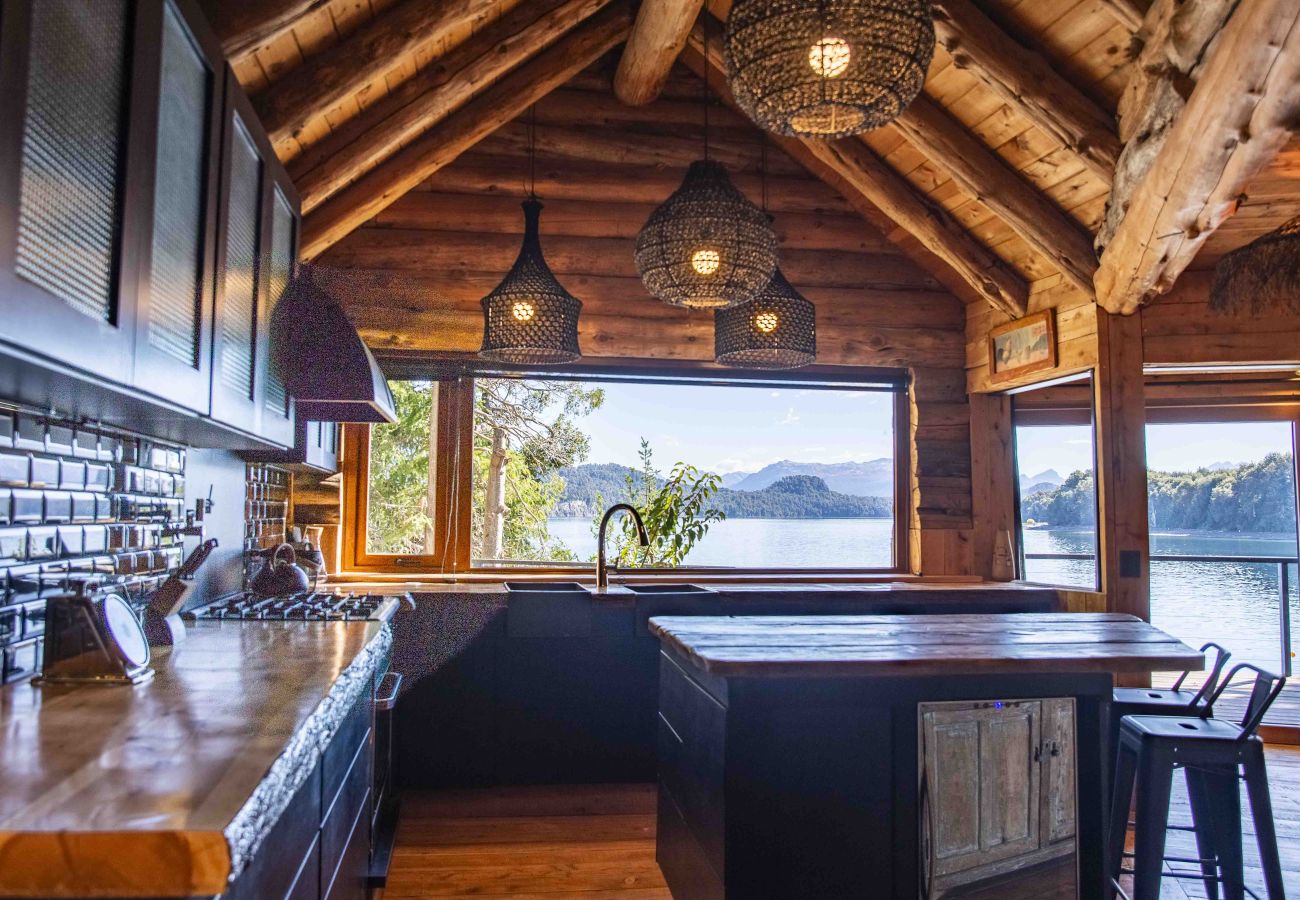 Casa en Villa La Angostura - Casa de troncos
