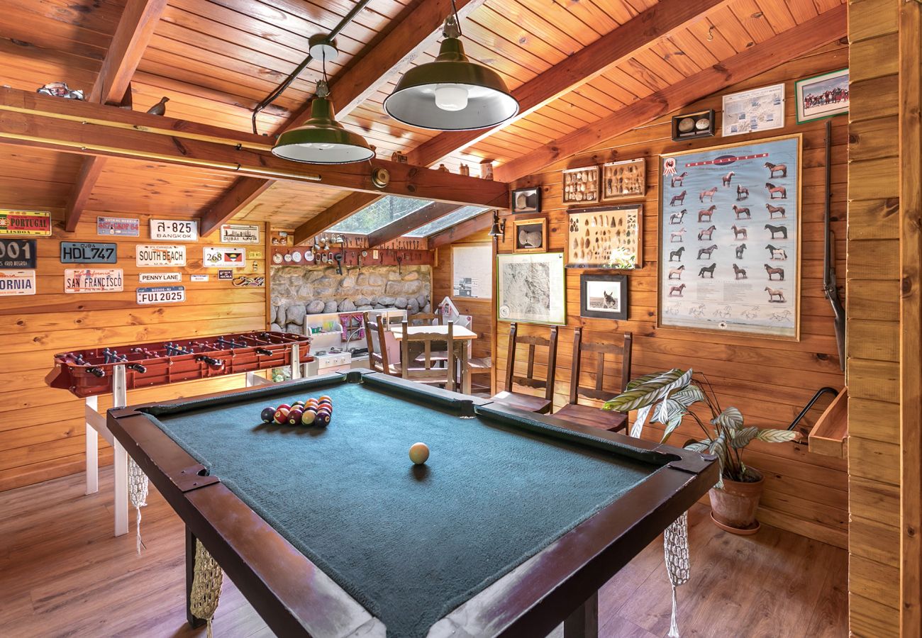 House in Villa La Angostura - Costa de Rio - Casa familiar con parque y piscina