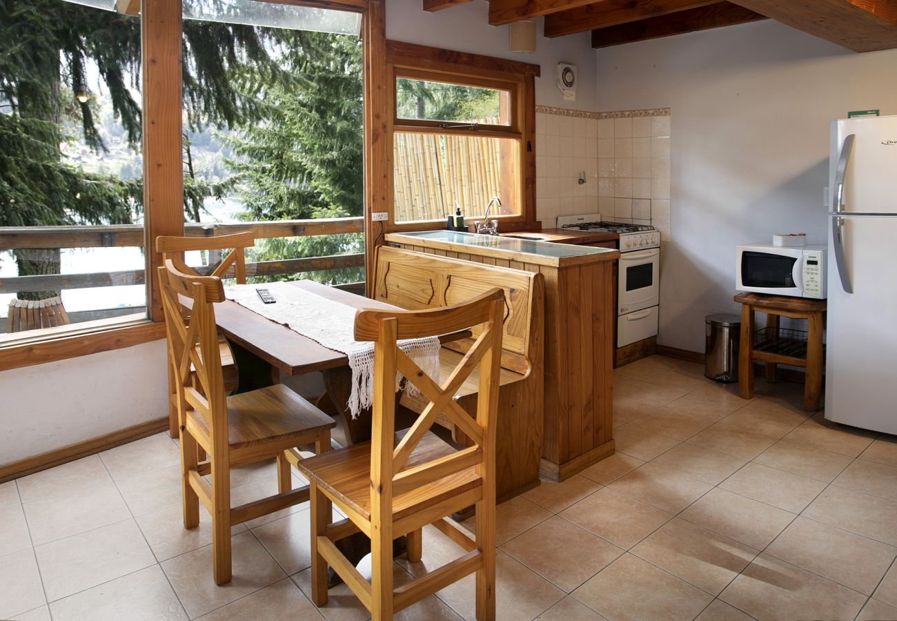 Cabin in Villa La Angostura - Le Pommier 3 | Cabañas frente al Lago y con Pileta Climatizada