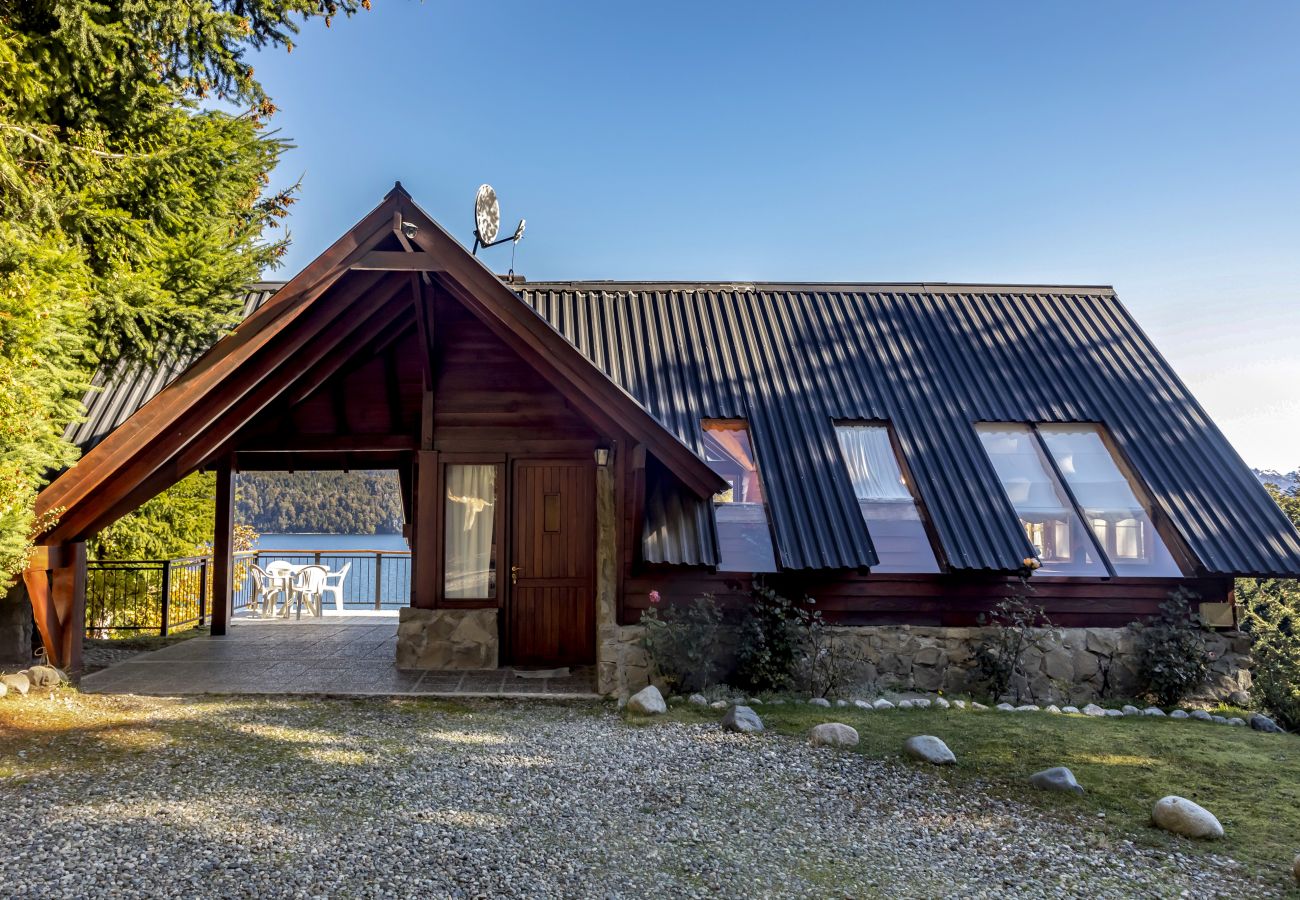 Cabin in Villa La Angostura - Puesta del Sol 2 | Cabaña con vista al Lago