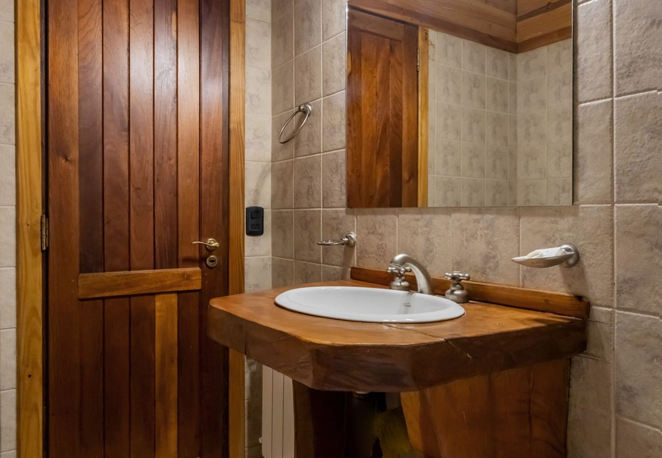 Cabin in Villa La Angostura - Puesta del Sol 1 | Cabaña en Puerto Manzano