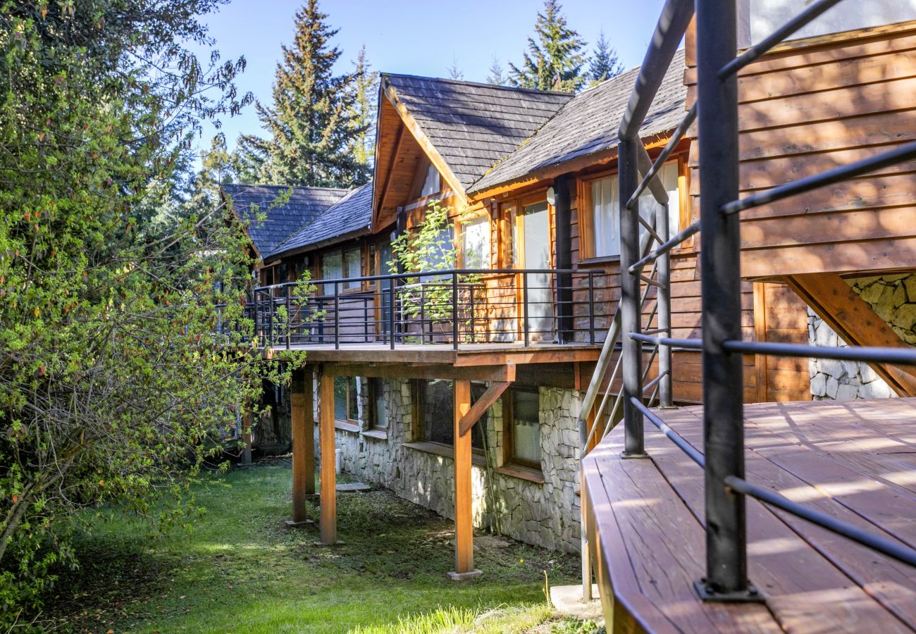 Aparthotel in Villa La Angostura - Altos de Antilhue 1 | Apart Hotel con vistas al bosque