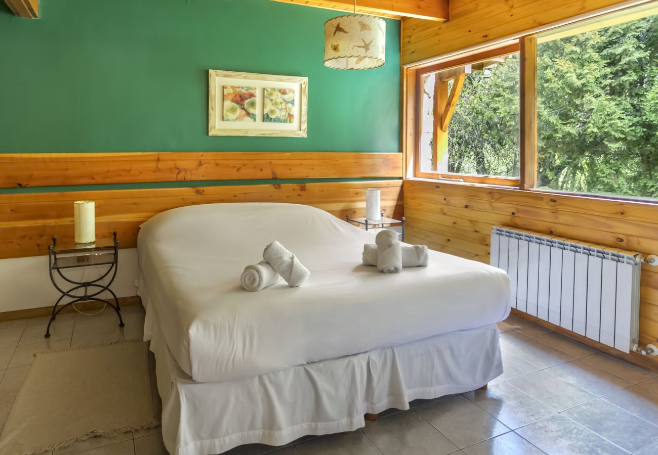 Aparthotel in Villa La Angostura - Altos de Antilhue 4 | Apart Hotel con vistas al bosque
