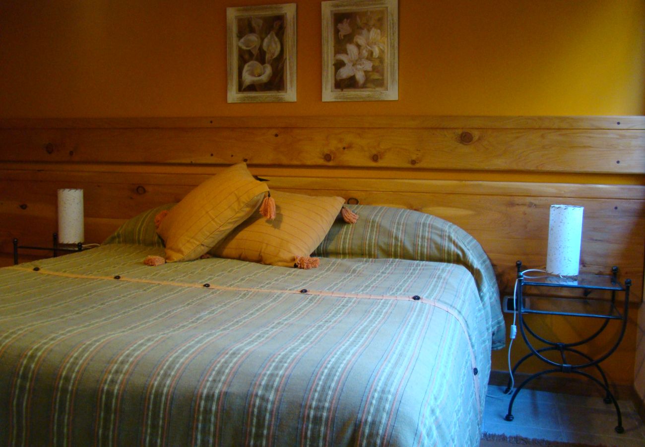 Cabin in Villa La Angostura - Altos de Antilhue 3 | Apart Hotel con vistas a los cerros