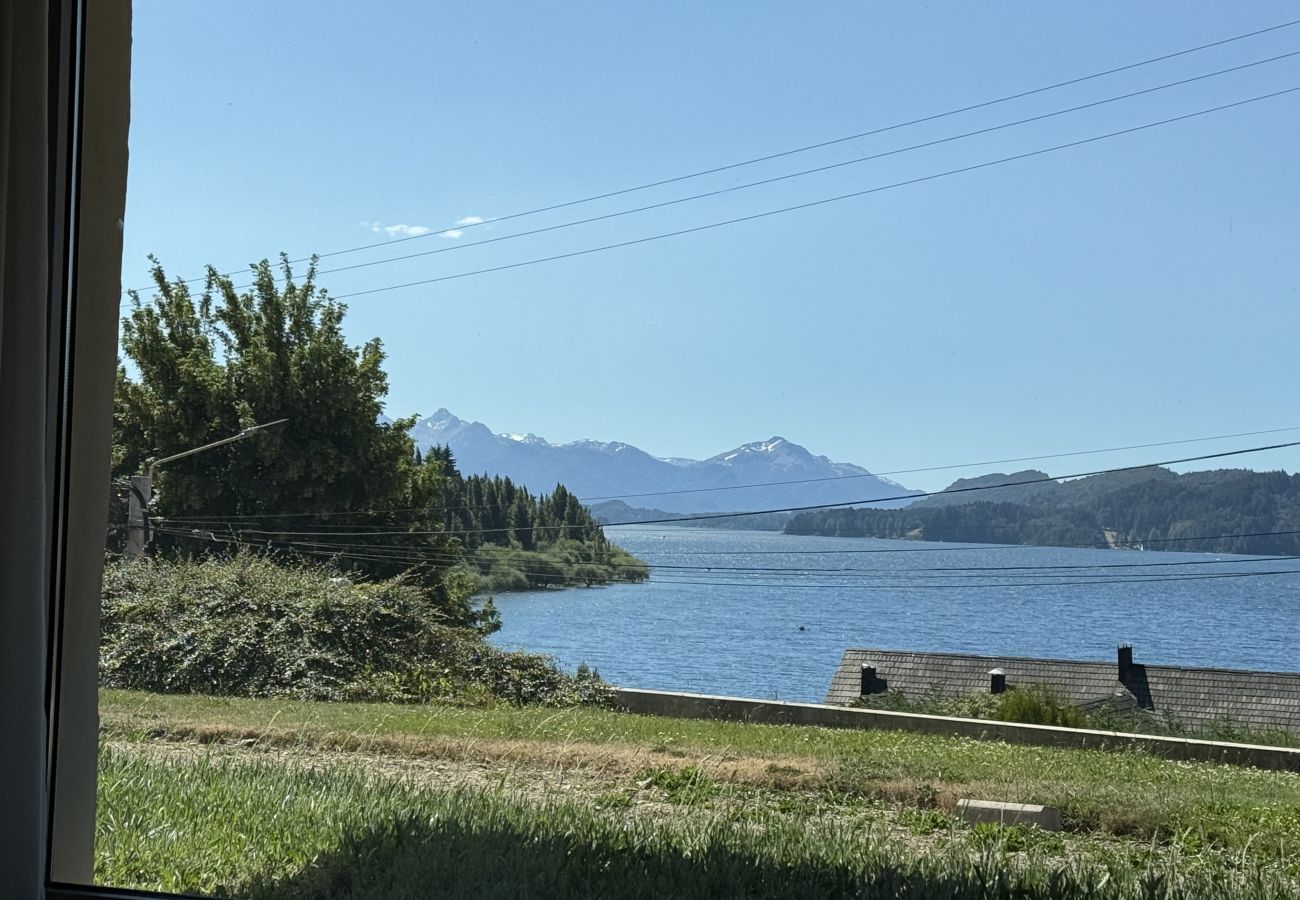 Apartment in San Carlos de Bariloche - Quintaluna Frente al Lago | Pileta y Vista