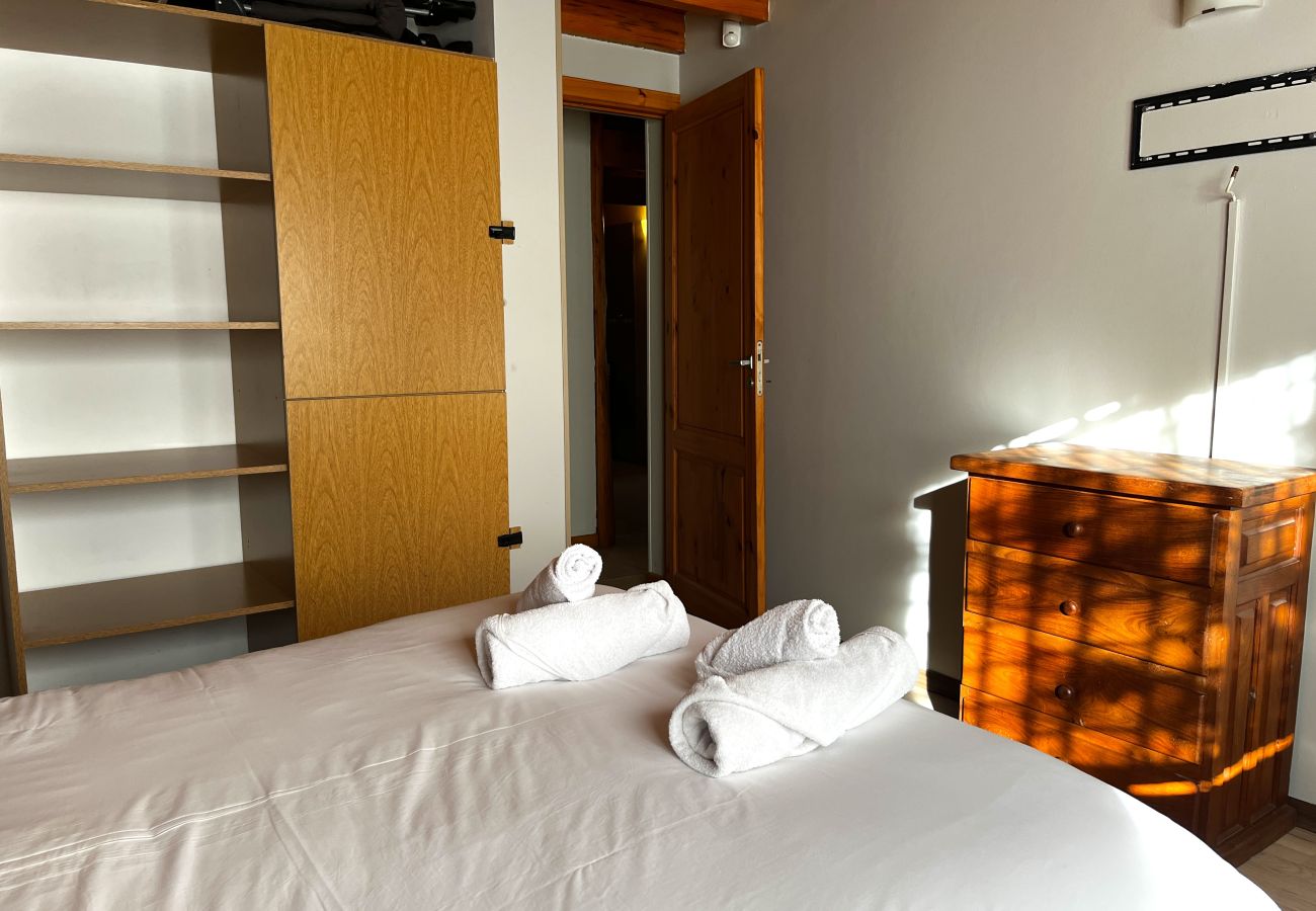 Cabin in Villa La Angostura - Rumel 1 - Cabaña en el bosque a metros del río Bonito 