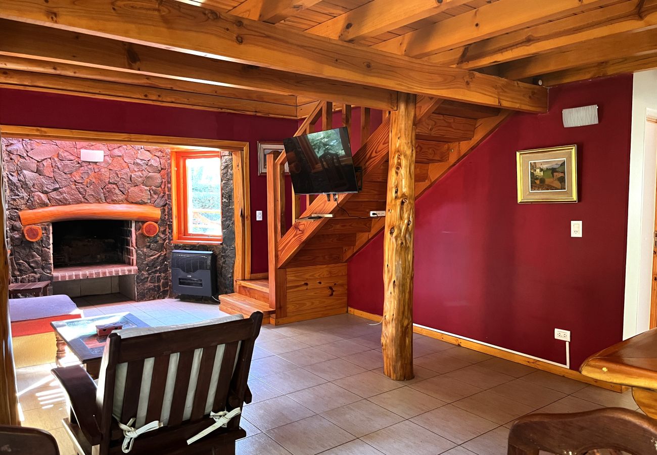 Cabin in Villa La Angostura - Rumel 1 - Cabaña en el bosque a metros del río Bonito 