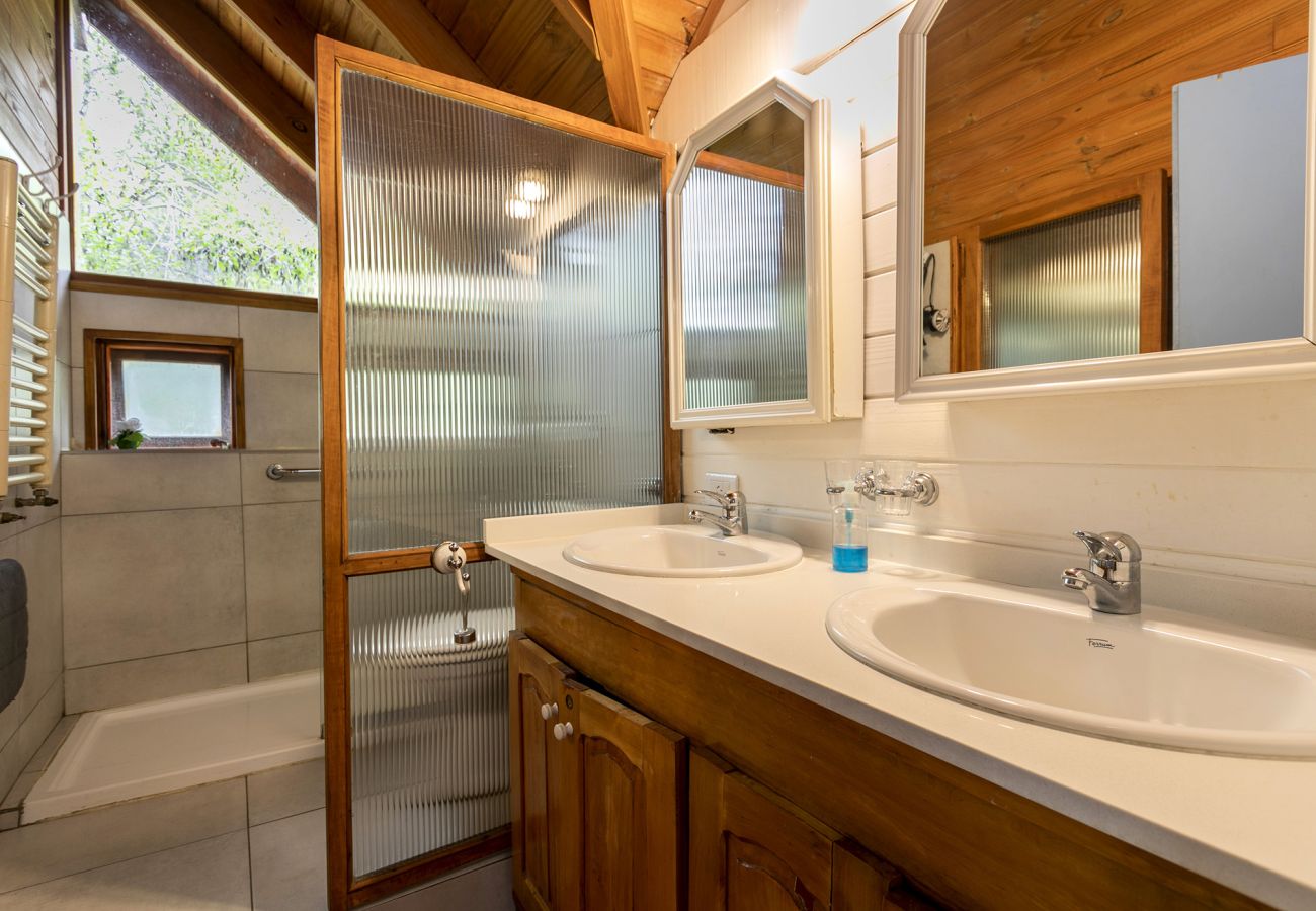 Casa em Villa La Angostura - Costa de Rio - Casa familiar con parque y piscina