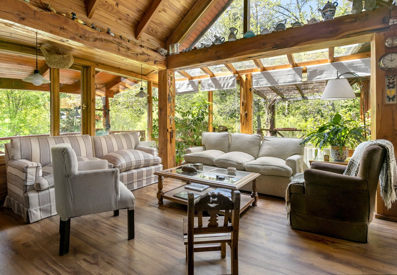 Casa em Villa La Angostura - Costa de Rio - Casa familiar con parque y piscina