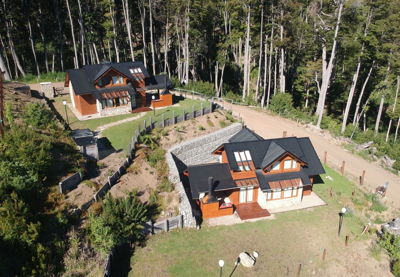 Casa em Villa La Angostura - BOG Langreo 2 - Casa con vista al bosque