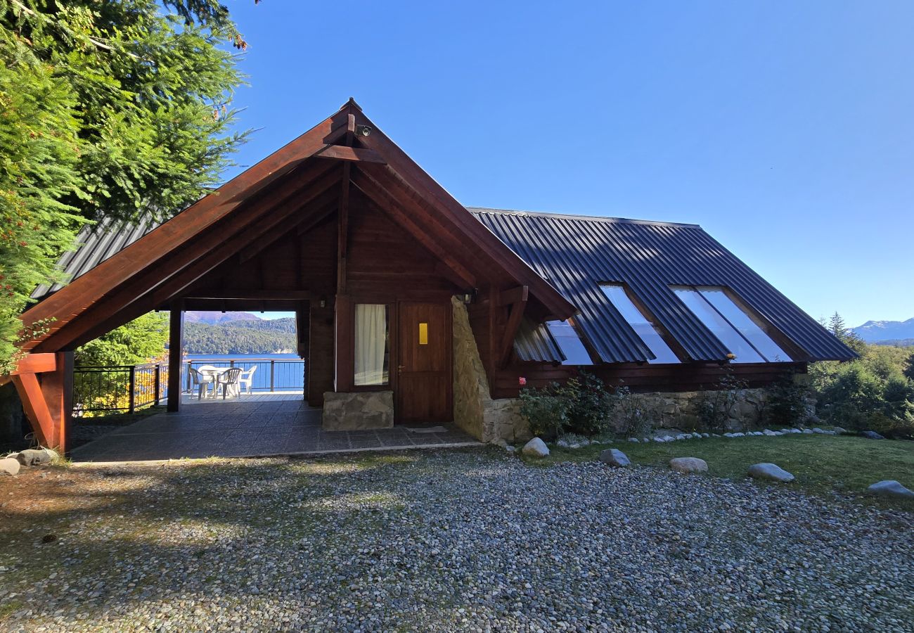 Cabana em Villa La Angostura - Puesta del Sol 2 | Cabaña con vista al Lago