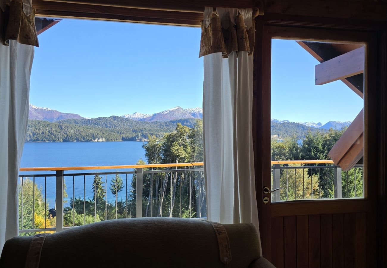 Cabana em Villa La Angostura - Puesta del Sol 2 | Cabaña con vista al Lago