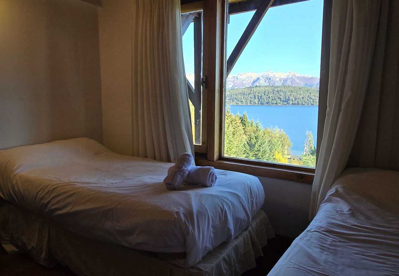 Cabana em Villa La Angostura - Puesta del Sol 2 | Cabaña con vista al Lago