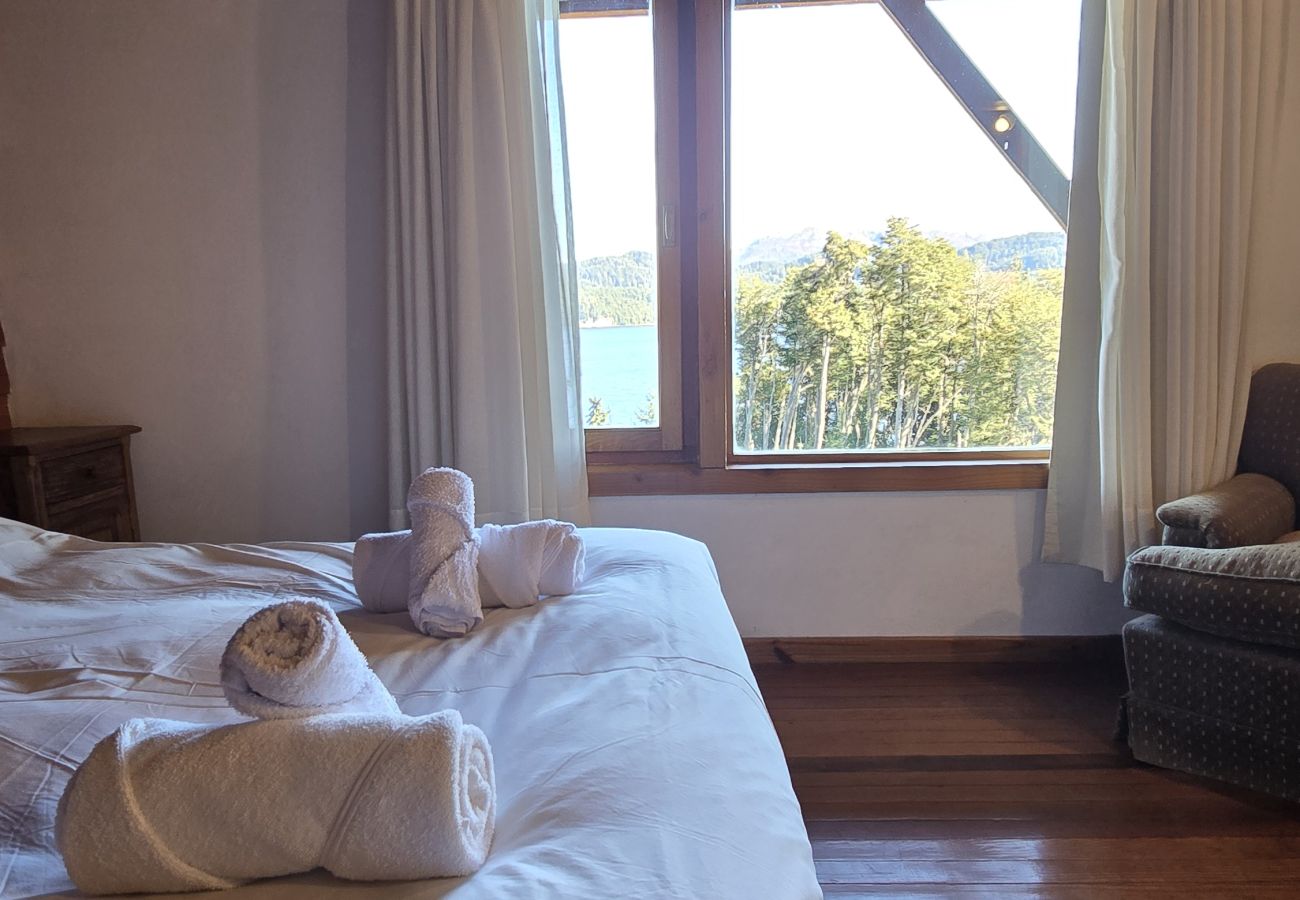 Cabana em Villa La Angostura - Puesta del Sol 2 | Cabaña con vista al Lago