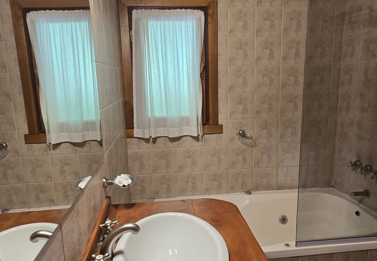 Cabana em Villa La Angostura - Puesta del Sol 1 | Cabaña en Puerto Manzano
